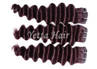 Le estensioni vergini rosso scuro su misura dei capelli umani ondeggiano liberamente con la morbidezza